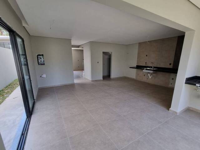 Casa em condomínio para Venda em Atibaia - 3