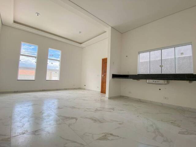 Casa para Venda em Atibaia - 5