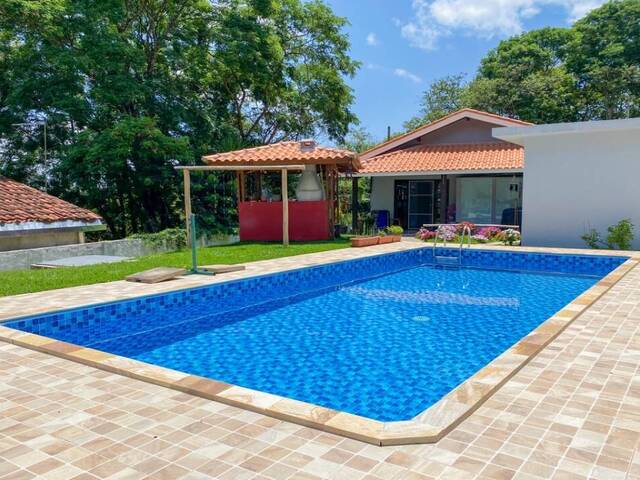 Chácara para Venda em Atibaia - 2