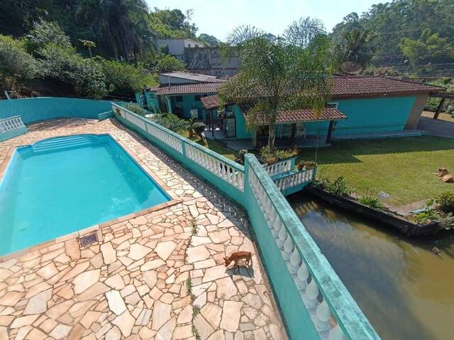 Venda em TERRA PRETA (DIVISA) - Mairiporã