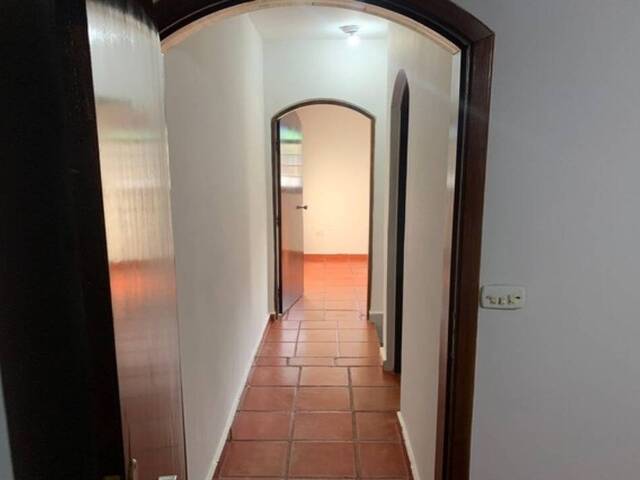 Sobrado para Venda em Mairiporã - 5