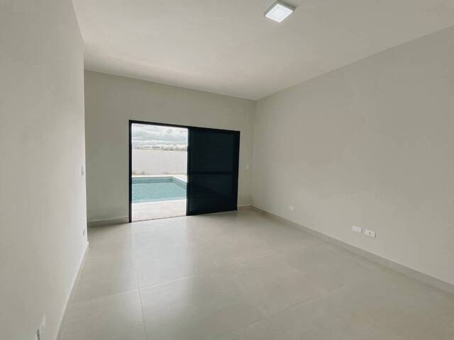 Casa em condomínio para Venda em Atibaia - 4