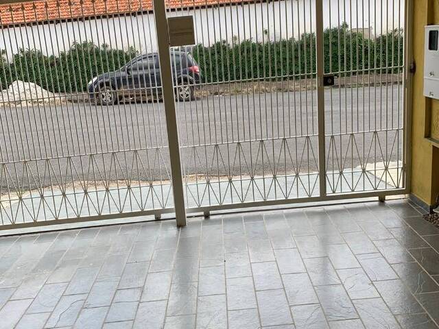 Casa para Venda em Atibaia - 3