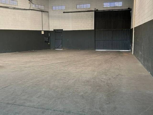 Galpão para Locação em Mairiporã - 2