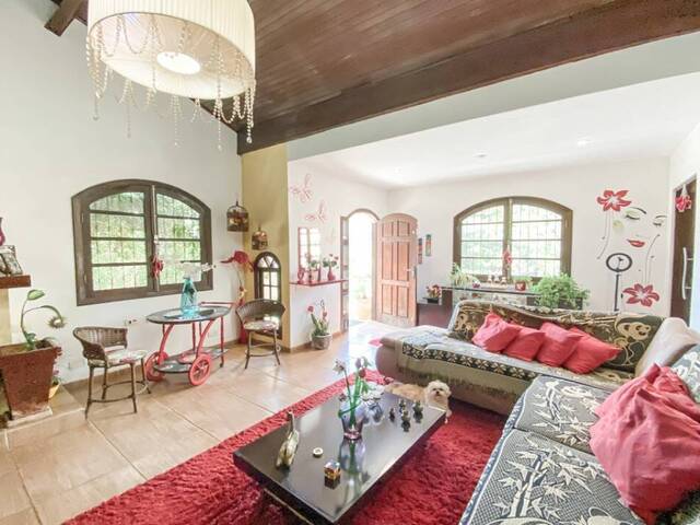 Sobrado para Venda em Atibaia - 4