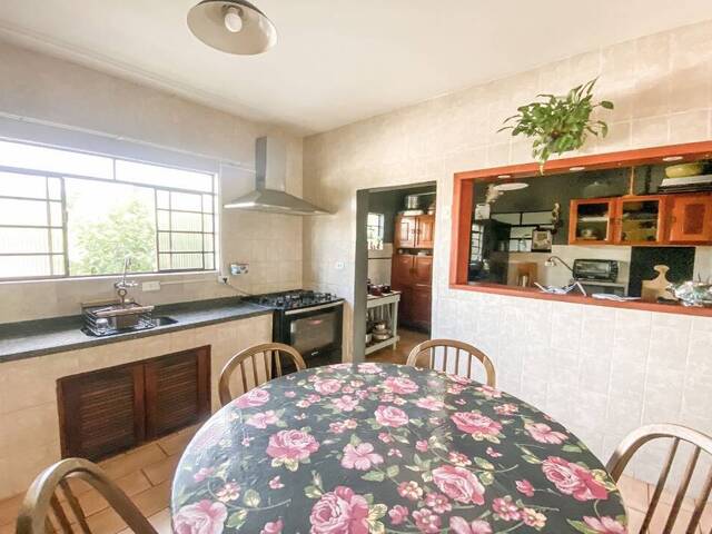 Casa para Venda em Piracaia - 4