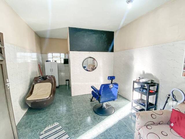 Casa para Venda em Piracaia - 2