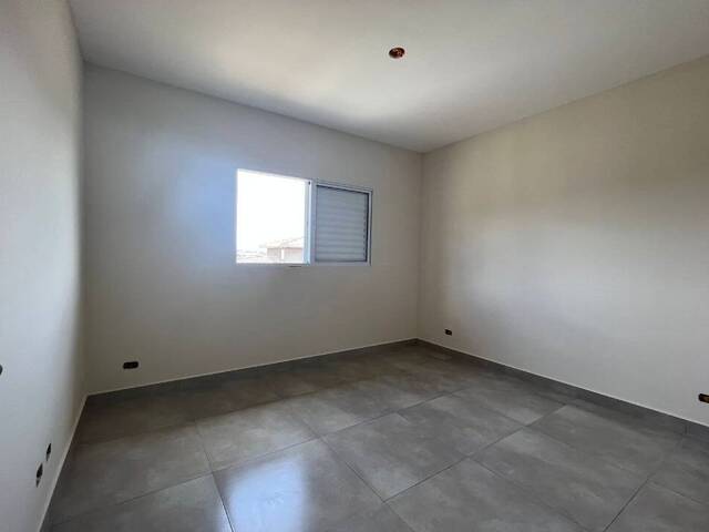 Casa para Venda em Atibaia - 3