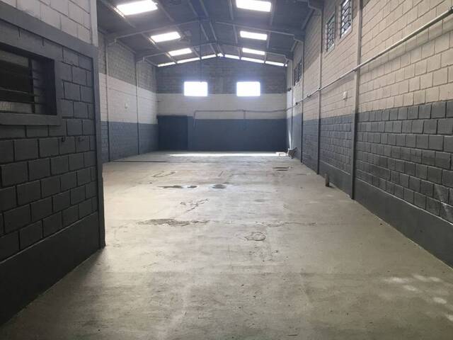 Galpão para Locação em Mairiporã - 2