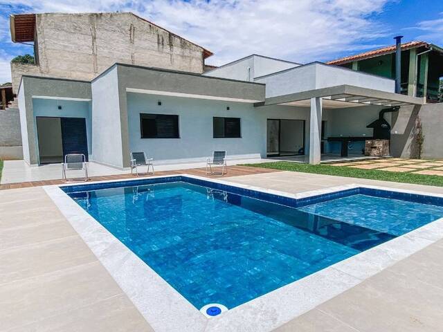 Casa para Venda em Atibaia - 3