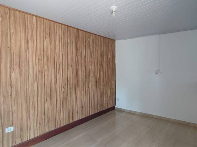 Casa para Venda em Atibaia - 3