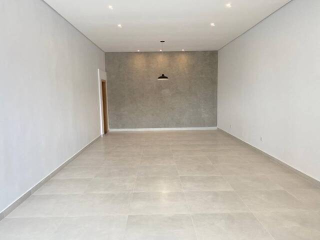 Casa em condomínio para Venda em Atibaia - 2