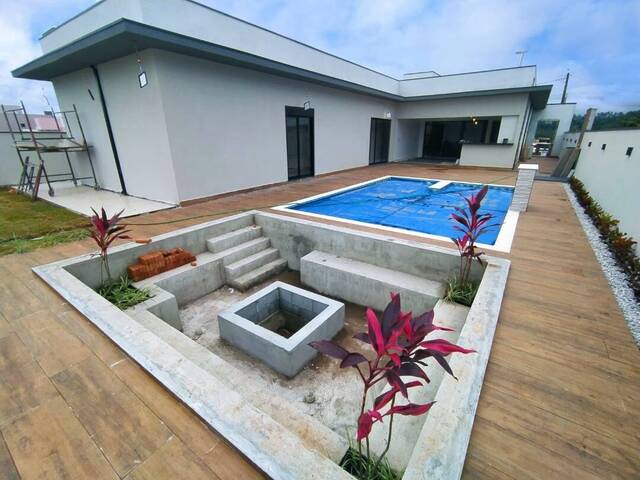 Venda em CONDOMINIO FLAMBOYANT - Bragança Paulista