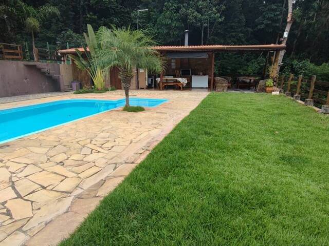 Sobrado para Venda em Atibaia - 2