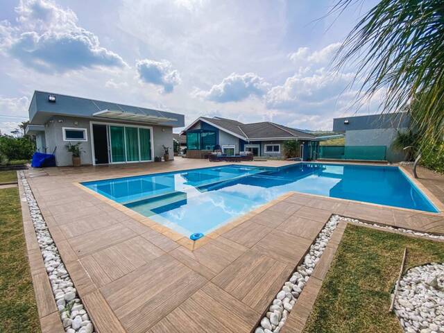 Casa em condomínio para Venda em Atibaia - 2