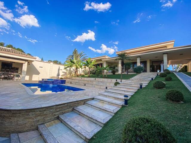 Casa para Venda em Atibaia - 4