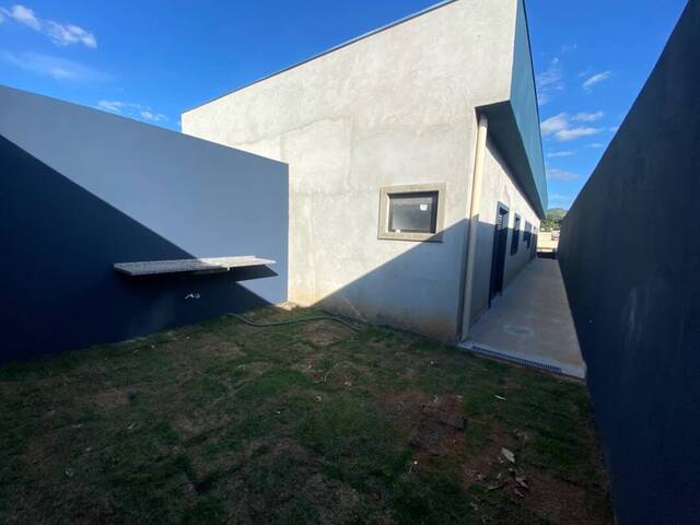 Casa para Venda em Atibaia - 3