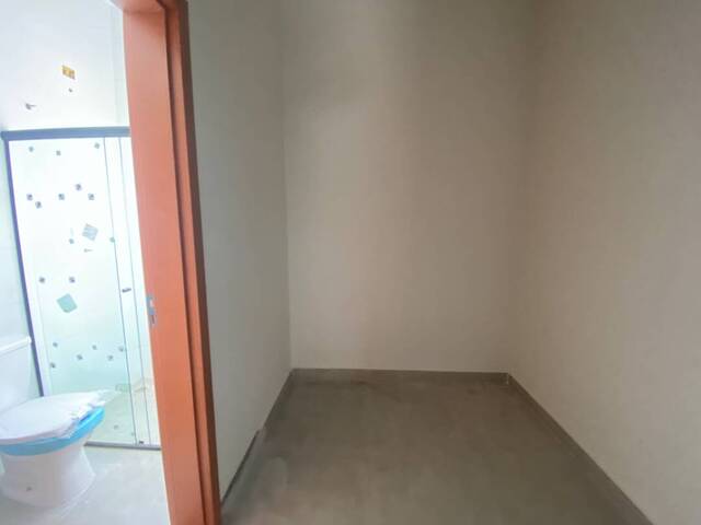 Casa para Venda em Atibaia - 5