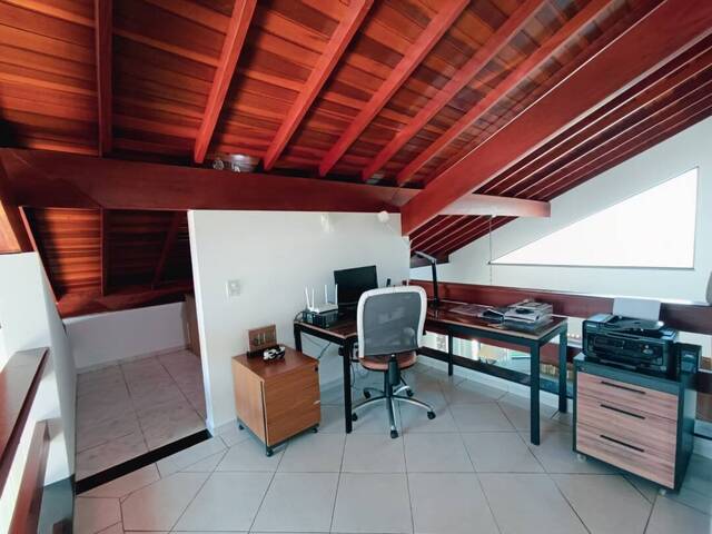 Casa em condomínio para Venda em Atibaia - 2