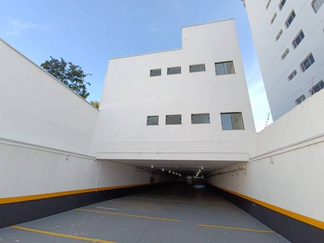 Salão Comercial para Locação em Atibaia - 4