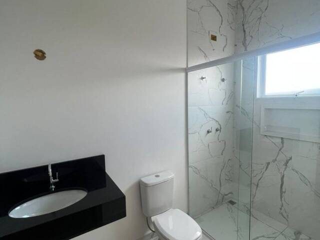 Casa para Venda em Atibaia - 5