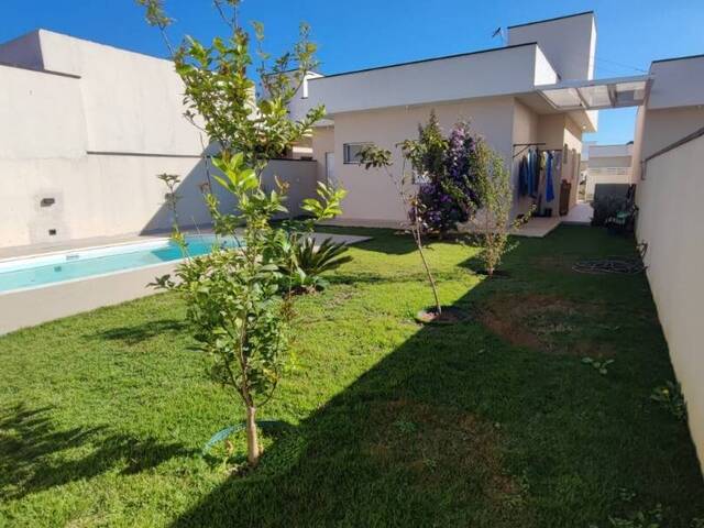 Casa em condomínio para Venda em Atibaia - 2