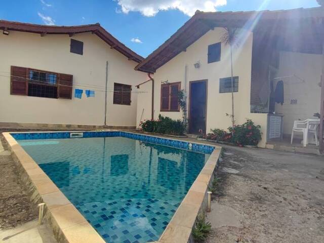 Casa para Venda em Atibaia - 3