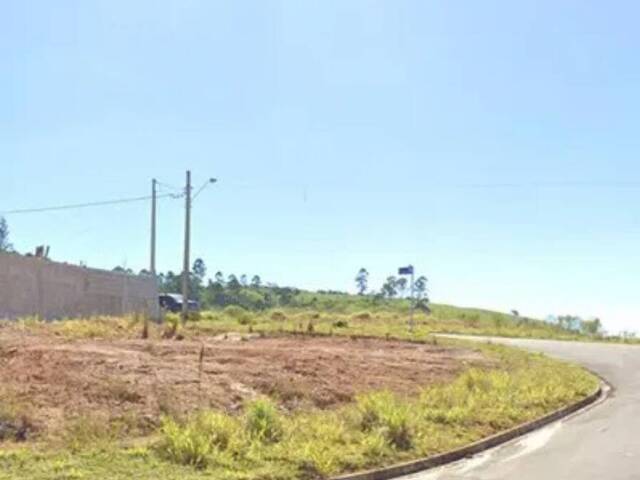 Venda em CONDOMINIO SANTA HELENA - Bom Jesus dos Perdões