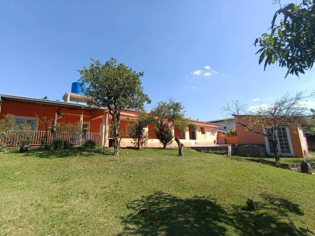 Chácara para Locação em Atibaia - 2