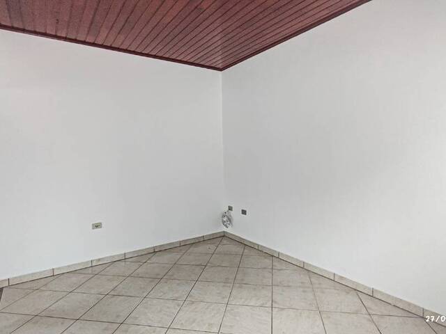 Casa para Venda em Atibaia - 2