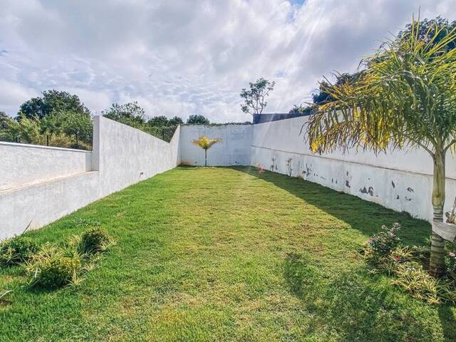 Sobrado para Venda em Atibaia - 3