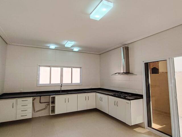 Casa em condomínio para Venda em Atibaia - 4