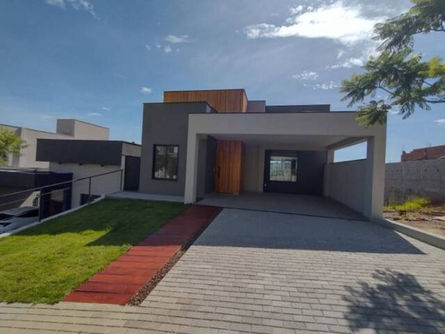 Venda em CONDOMÍNIO RESIDENCIAL EUROVILLE II - Bragança Paulista