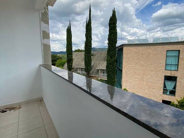 Sobrado para Locação em Atibaia - 3