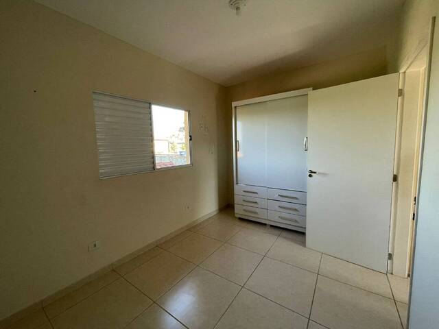 Sobrado para Venda em Atibaia - 3