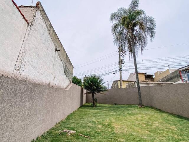 Sobrado para Venda em Atibaia - 3