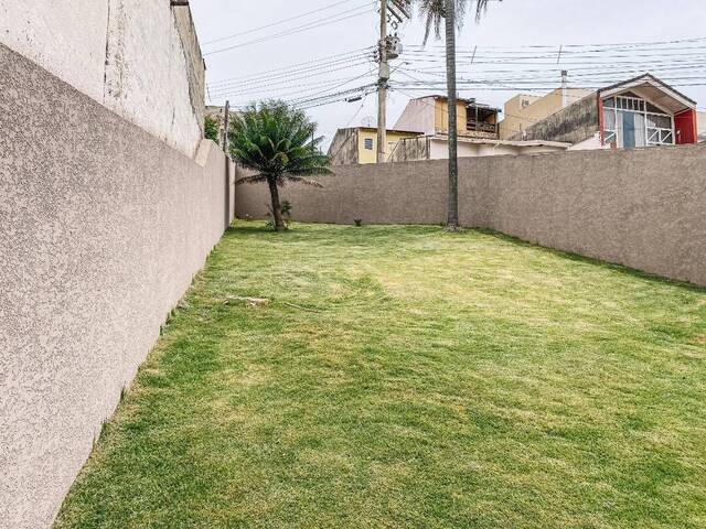 Sobrado para Venda em Atibaia - 4