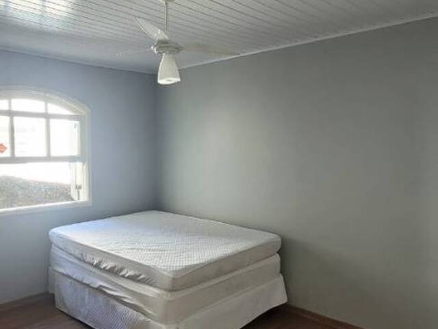 Chácara para Locação em Atibaia - 2