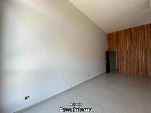 Casa para Venda em Atibaia - 4