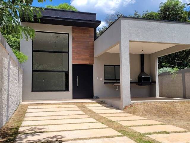 Venda em PEDRA VERMELHA (TERRA PRETA) - Mairiporã