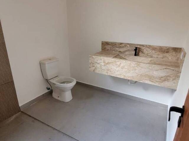 Casa para Venda em Mairiporã - 3