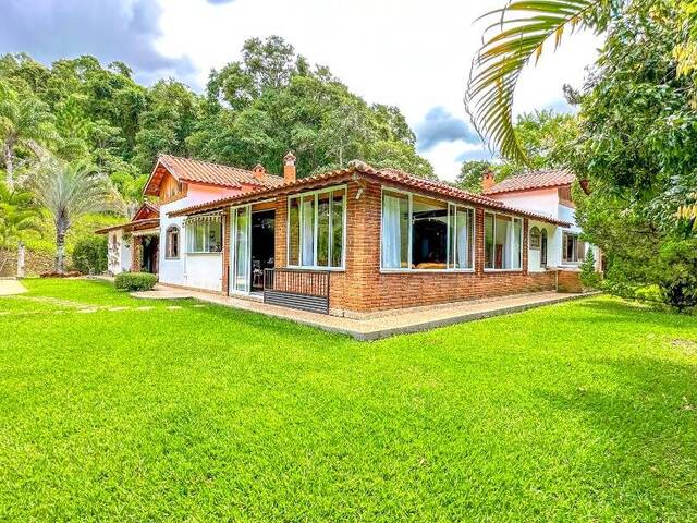 Sítio para Venda em Bom Jesus dos Perdões - 3