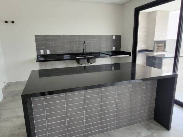 Casa em condomínio para Venda em Bom Jesus dos Perdões - 3