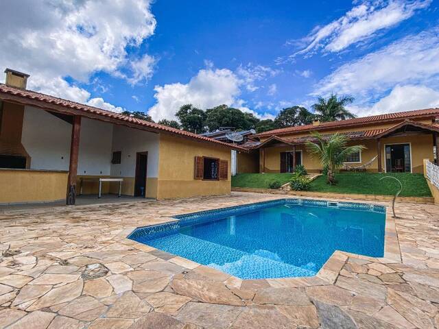 Venda em Santa Rita - Piracaia