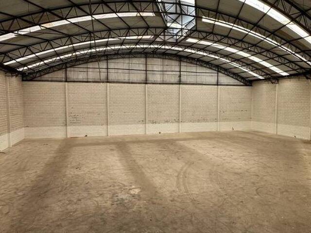 Galpão para Locação em Mairiporã - 4