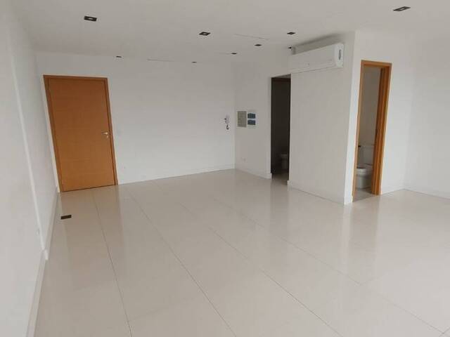 Sala para Venda em Atibaia - 2