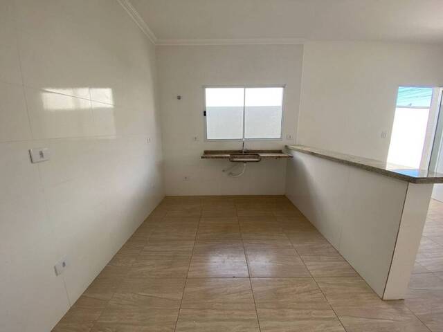 Casa para Venda em Bom Jesus dos Perdões - 5