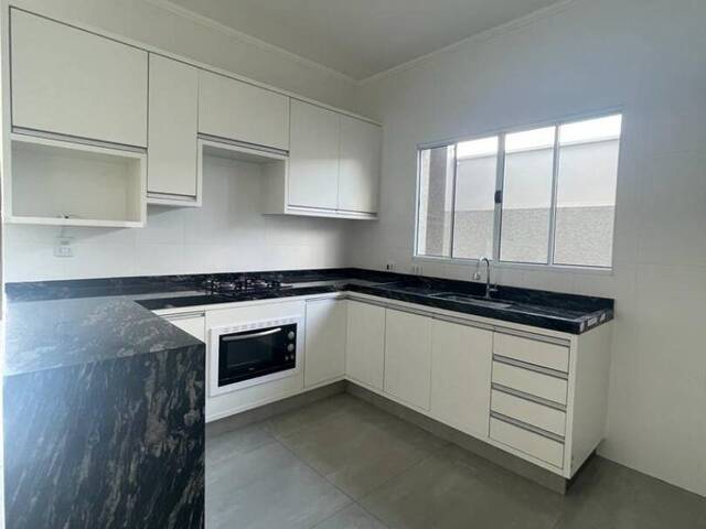 Casa para Venda em Bom Jesus dos Perdões - 5