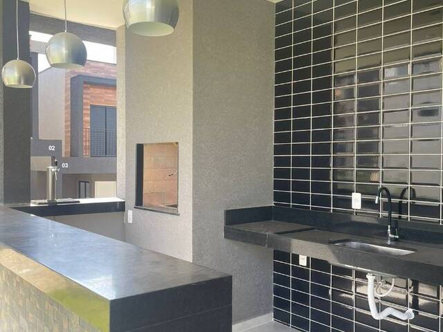 Casa em condomínio para Venda em Atibaia - 3