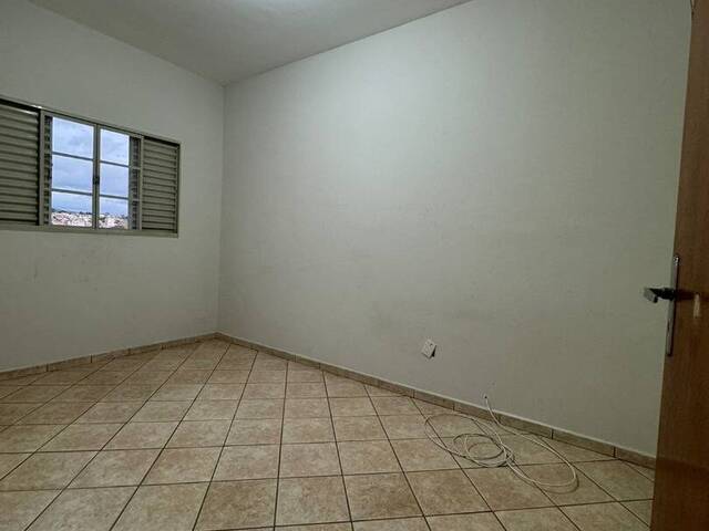 Apartamento para Locação em Atibaia - 2